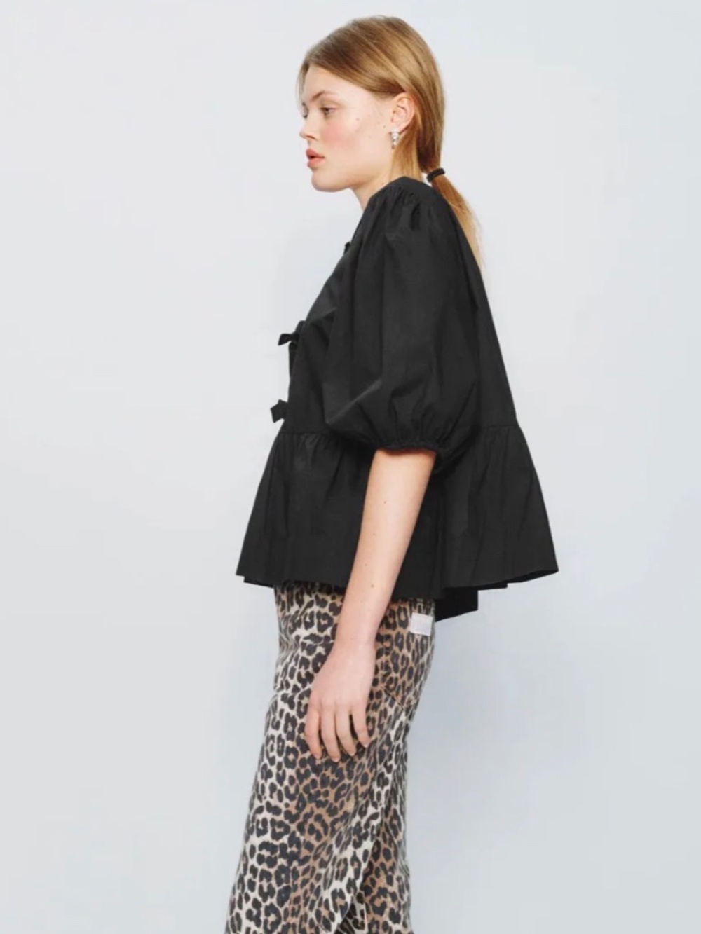 Ganni Tie Neck Short Sleeve Blouse Size: M | US6, DK36 - Picture 2 of 5